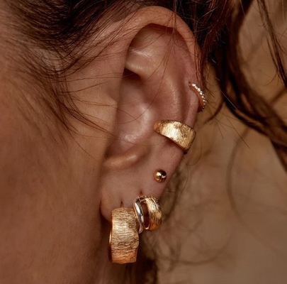 18K Gold and White Gold Shield Hoops Earrings for Women