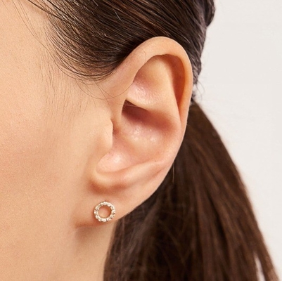 18K Gold Plated 925 Sterling Silver Classic Stud Earrings for Girls Fashion Accessory