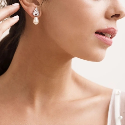 18K Gold Plated Leaf Bridal Earrings White Pearls Leaf Earrings Wedding