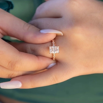 Vintage Handmade 18K Gold Baguette Cut Stone Engagement Ring Vintage Style for Women