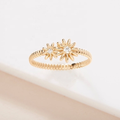 Fashion Gold Plated 925 Sterling Silver Daisy CZ Ring Women's Elegance Accessory