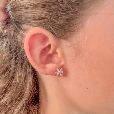 925 Sterling Silver Rhodium Plated CZ Snowflake Stud Earrings 2g