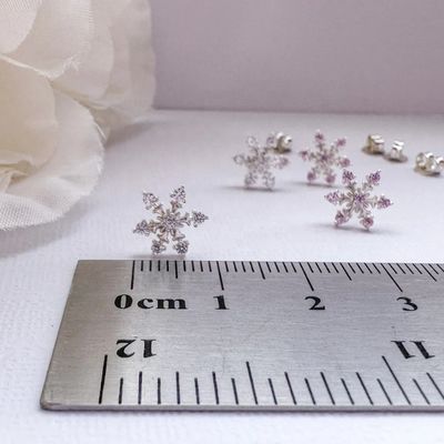 925 Sterling Silver Rhodium Plated CZ Snowflake Stud Earrings 2g